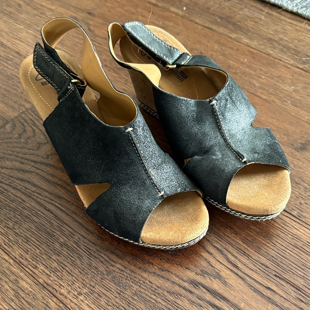 Clark’s Stylish Black Wedge Sandals - Size 7